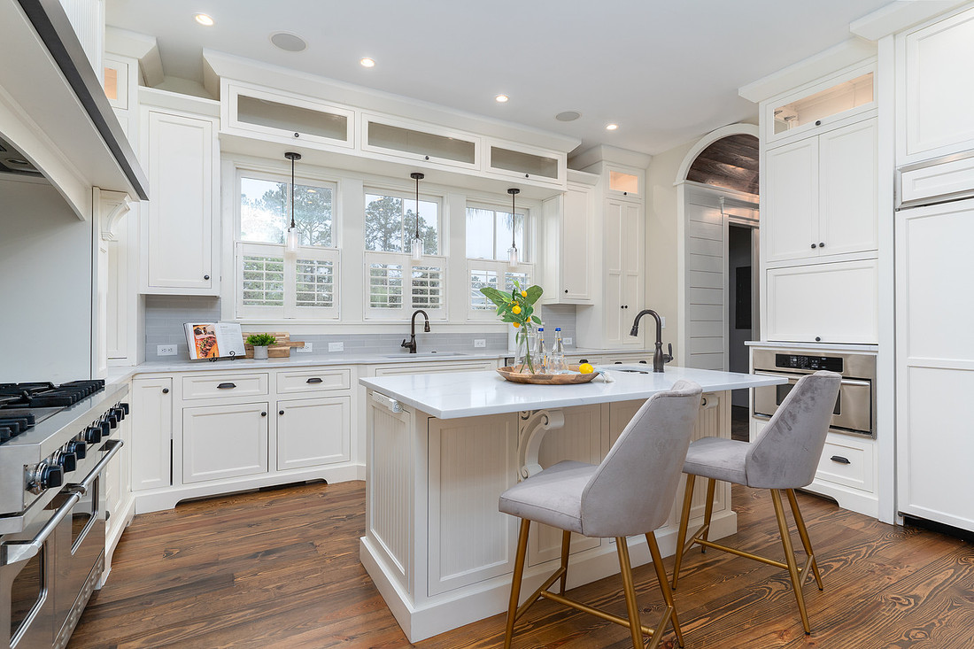 337 Evian Way - Kitchen, 2 Bathrooms